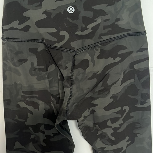 Lululemon Align Pant 28” Incognito Camo Multi Gator Green Size 2 - Picture 4 of 10